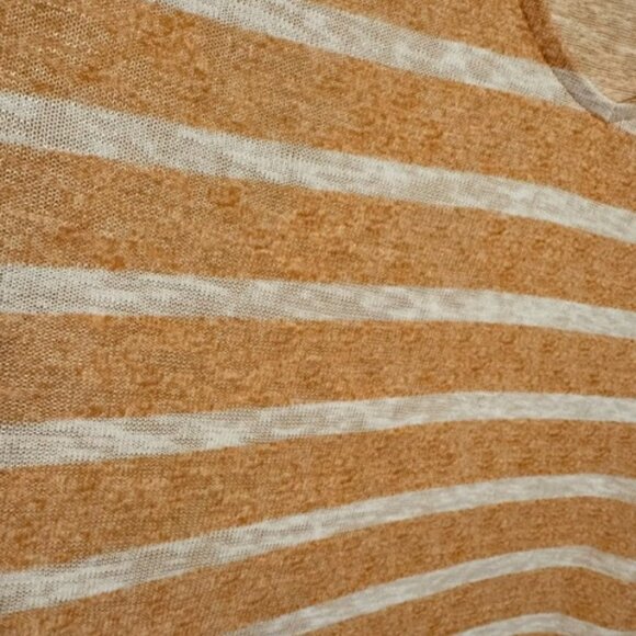 ❤️CHICO'S WEEKENDS V-NECK TOP XLARGE - Picture 4 of 7